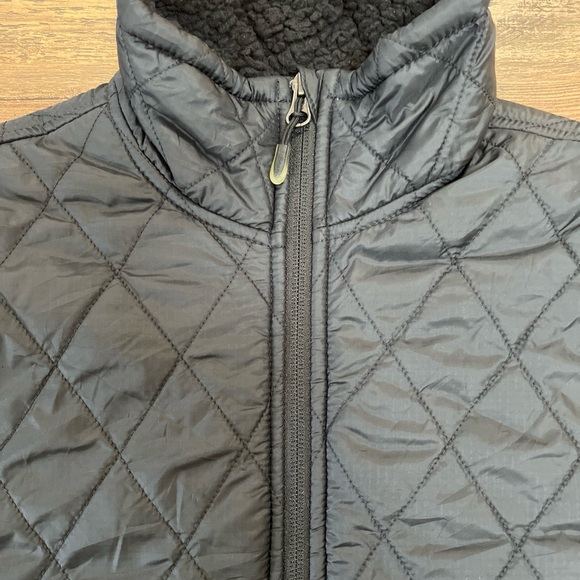 LL Bean Black Quilted Full Zip Fleece Lined Vest Knit Side Panels Women's XS Reg - Picture 2 of 6